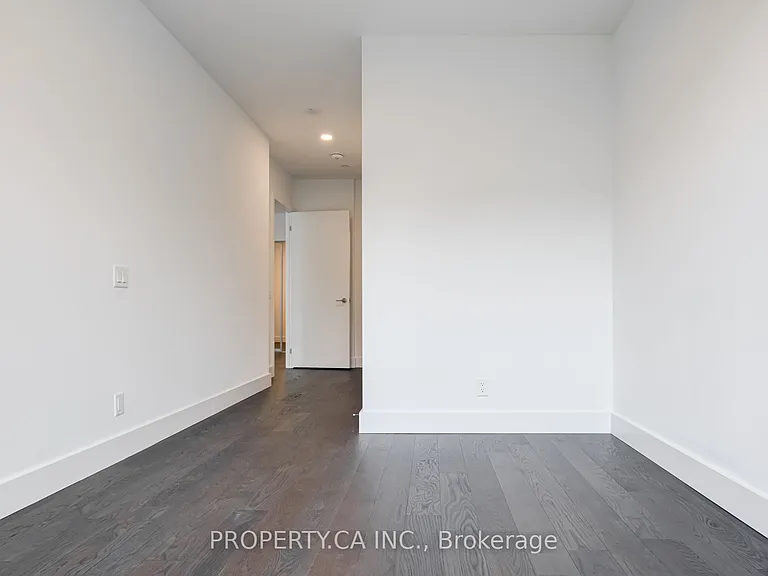 6 Greenbriar Rd #106 — Photo 26