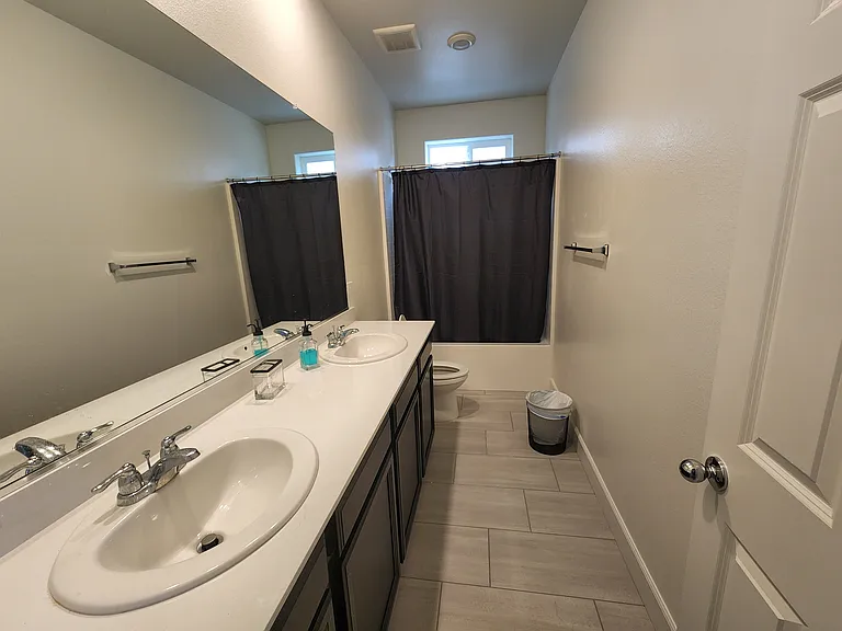 3041 E Seeger Ave — Photo 8