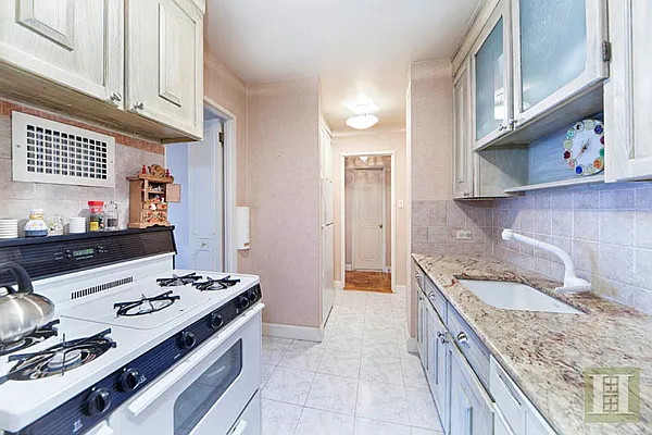 Sold by Halstead Real Estate | media 6