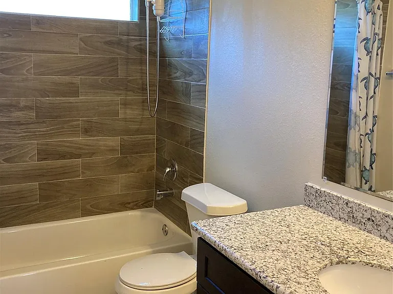 1018 Homer St — Photo 15