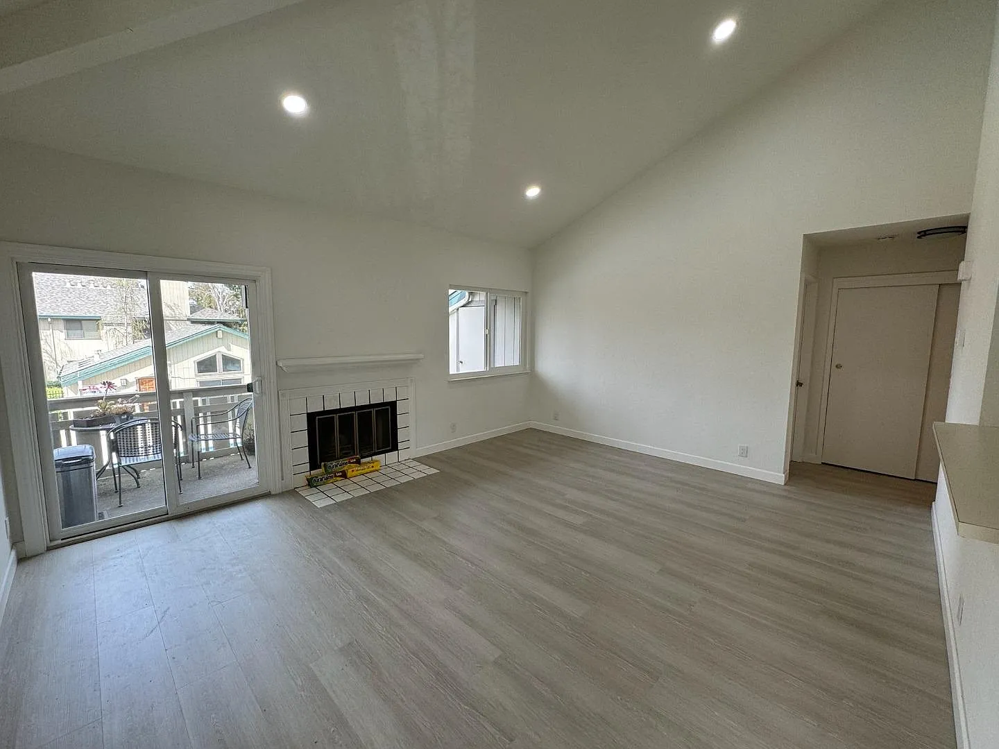 1460 Alma Loop photo 1