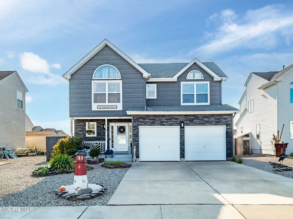 22 Toppinglift Drive, Bayville, NJ 08721