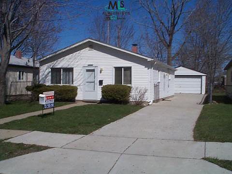 1st image of 27090 Osmun St