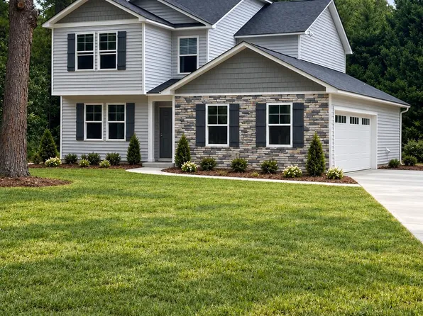 2905 Essex Street, Tarboro, NC 27886