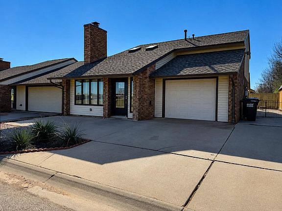 2nd image of 2626 Northgate Dr