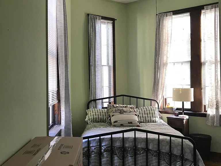 852 Park Ave #2 — Photo 7