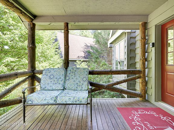 5th image of 84 Short Hill Rd