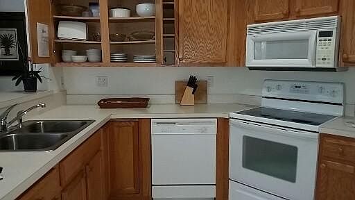 3rd image of 8345 Mulligan Cir