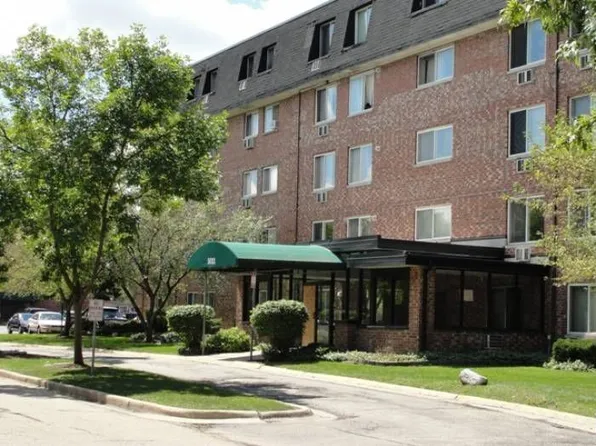 5011 Valley Ln APT 503, Streamwood, IL 60107