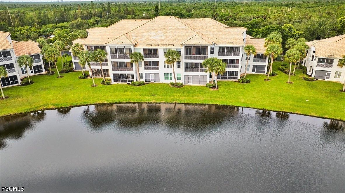 16481 Millstone Cir Unit 105