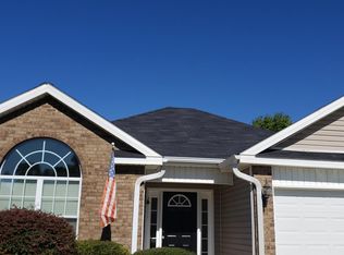 213 Sunnymeade Dr, Warner Robins, GA 31093