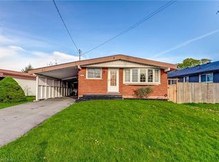 43 Lawfield Dr, Hamilton, ON L8V4C3