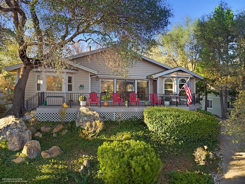 1st image of 18586 Wildflower Dr