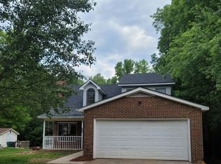 5728 Stone Bluff Ct, Charlotte, NC 28214