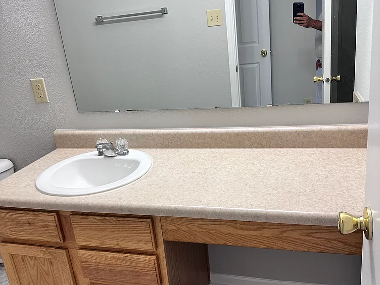 15162 Beam St — Photo 32