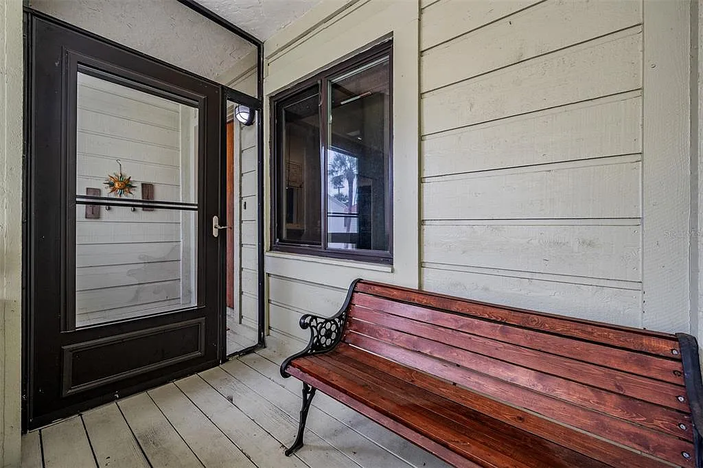 2 bed, 2.0 bath, 1107 sqft, $2,750 — Photo 2