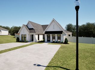 3202 Bradley Ln, Auburn, AL 36830