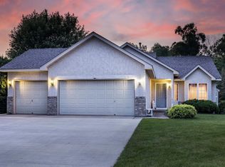 4340 Forest Rd, Saint Bonifacius, MN 55375