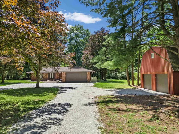 251 Timbercrest Rd, West Lafayette, IN 47906