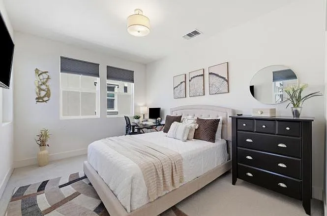 9753 Seawind Way — Photo 3