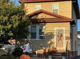 524 Grant St, Linden, NJ 07036