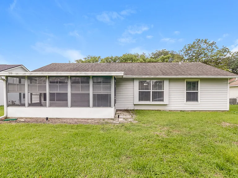 8537 Berkley Dr — Photo 14