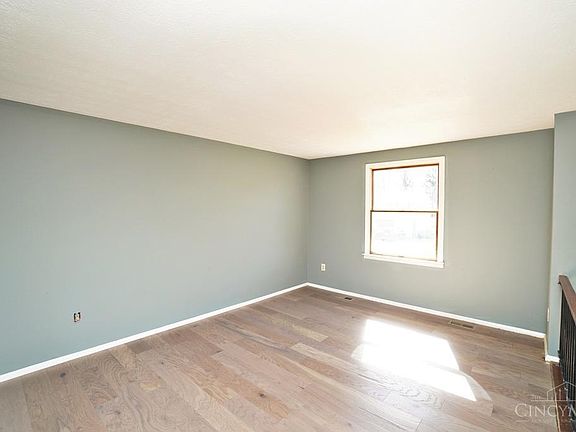 4th image of 5754 E Tall Oaks Dr