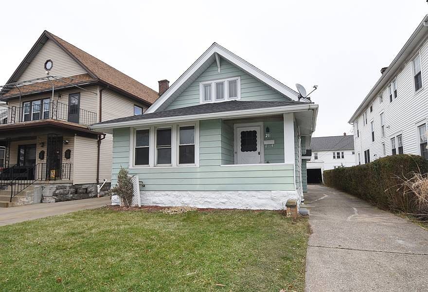 1st image of 211 Saranac Ave