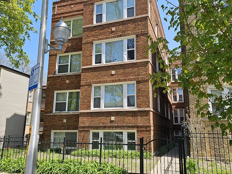 6251 N Washtenaw Ave #GARDEN — Photo 1