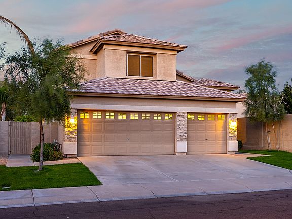 2nd image of 3643 S Sage Ct
