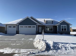 3517 Golden Hill Ct, Appleton, WI 54913