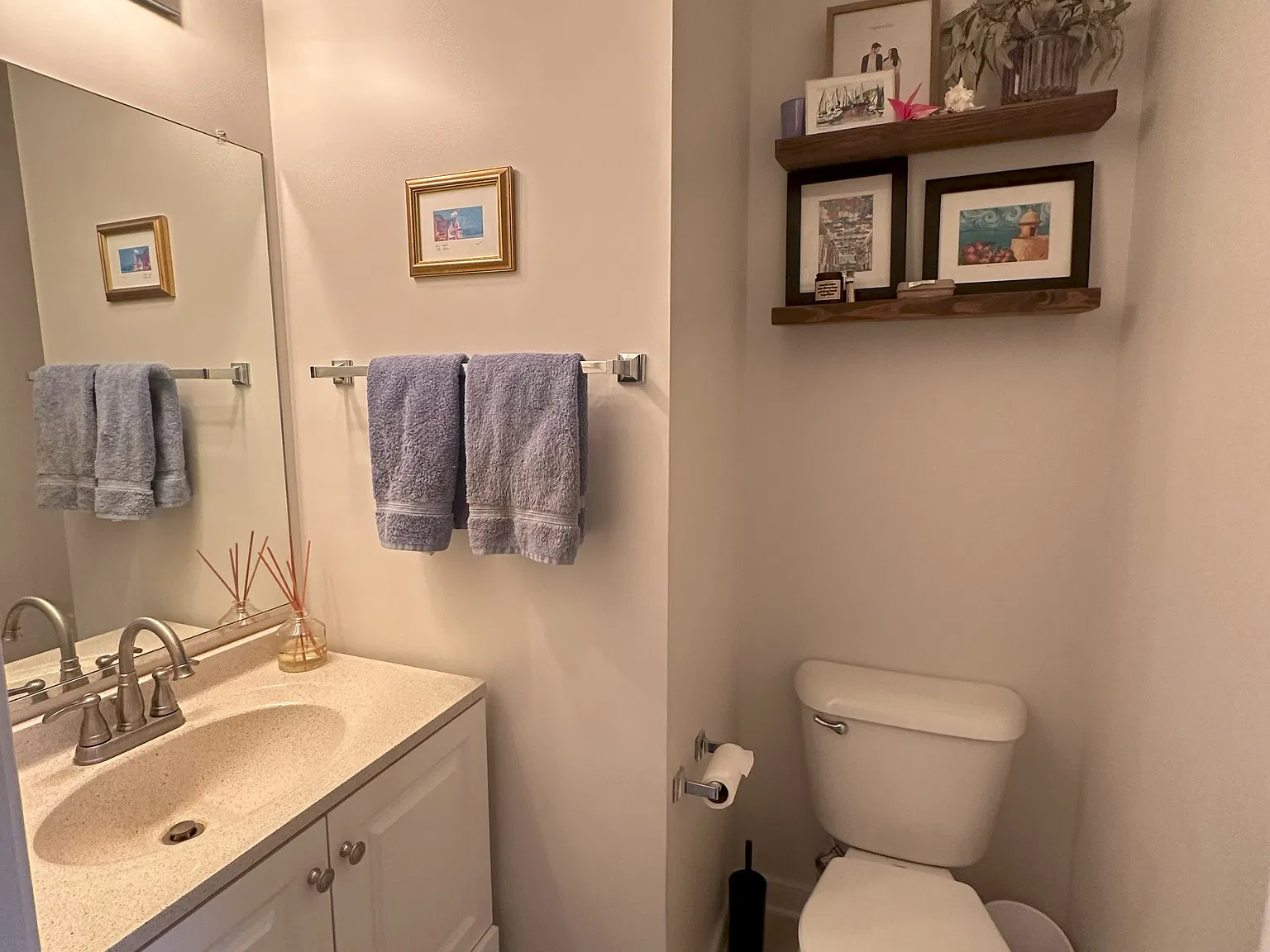 313 Lake Crest Ct — Photo 1