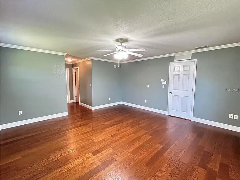 1921 Flower Ter — Photo 13