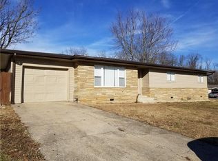 319 Lacy St, Siloam Springs, AR 72761