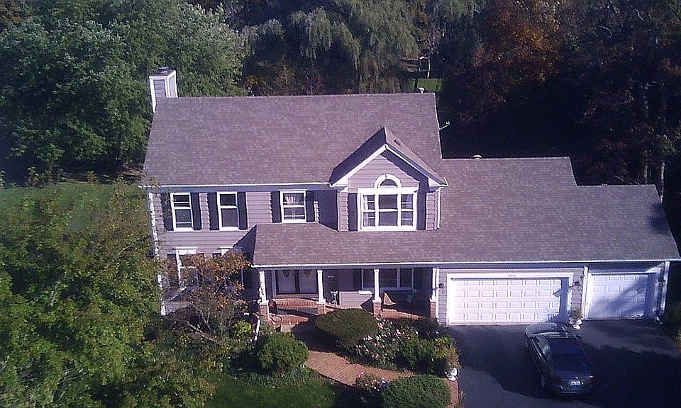 1st image of 904 Interlaken Dr