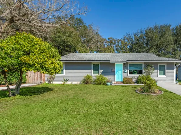 910 Vernon St, Fernandina Beach, FL 32034