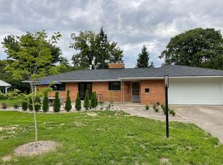 825 Danan Cir, Dayton, OH 45429