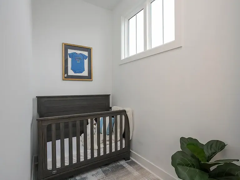 1069 E Trinity Ln — Photo 26