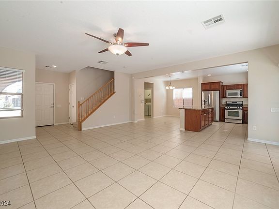 2nd image of 4225 Galapagos Ave