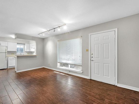 4th image of 2020 Huldy St APT 4