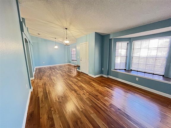 4th image of 1609 Dublin Rd