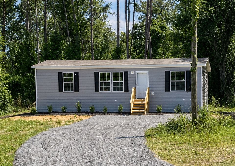 1st image of 542 NE Tammy Ln
