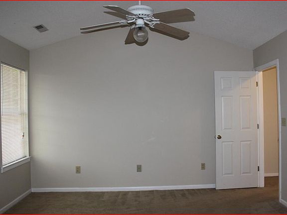 5th image of 132 W Long Creek Ct