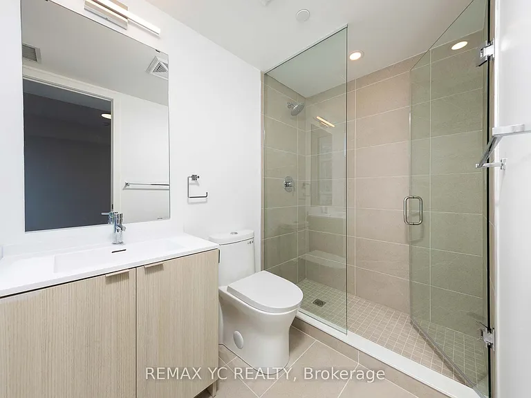 100 Queen St E #2515 — Photo 14