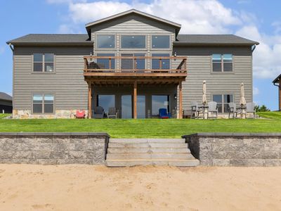 N8670 Beachtown Cir, New Lisbon, WI, 53950