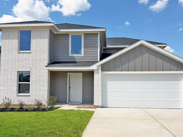 659 Iron Horse Dr, Conroe, TX 77303