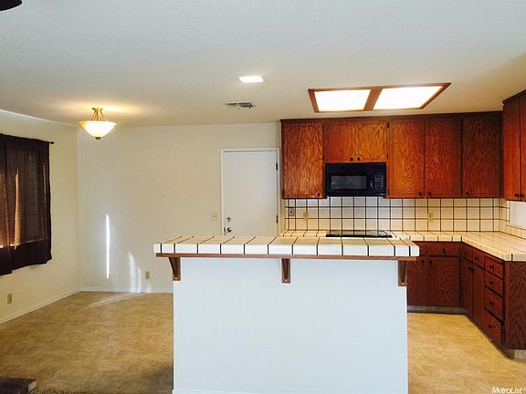 5th image of 19027 N Lambert Way