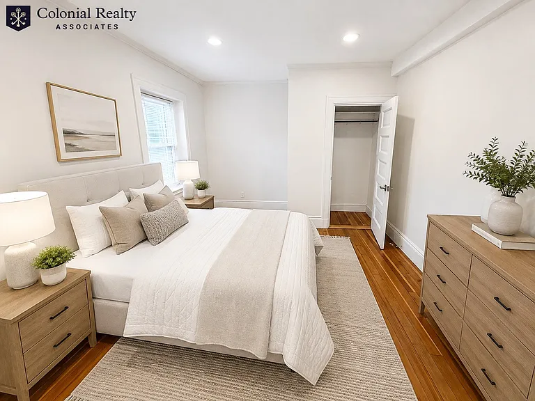 1616 Beacon St #4 — Photo 25