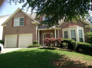 535 Maple Crest Dr, Lawrenceville, GA 30044