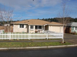 706 Washington Ave SE, Orting, WA 98360
